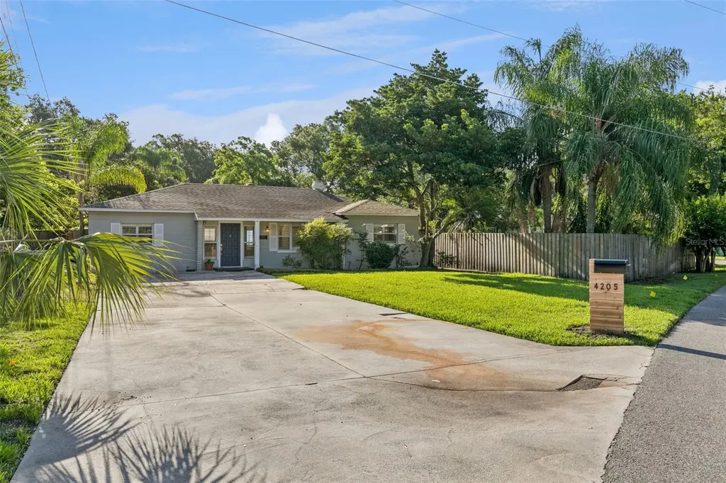 4205 Grant Boulevard Orlando FL 32804