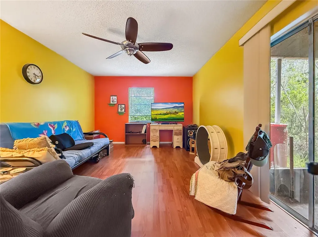 6904 Williams Road Seffner FL 33584