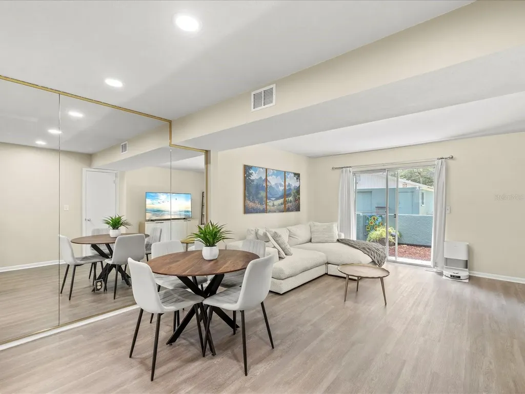 179 114th Avenue N St Petersburg FL 33716