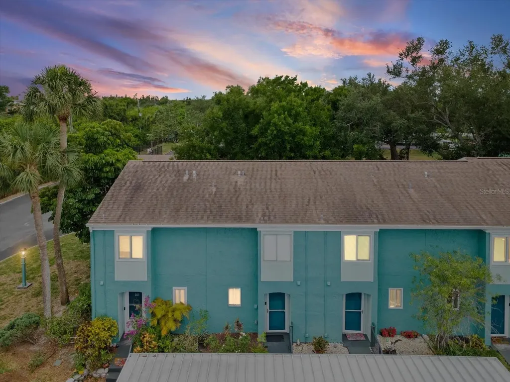 179 114th Avenue N St Petersburg FL 33716
