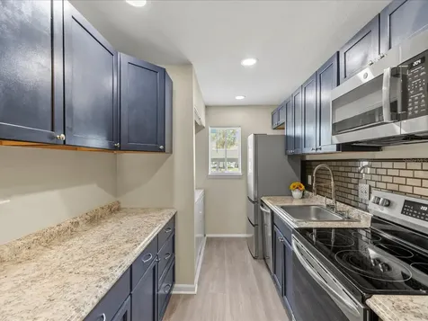 179 114th Avenue N St Petersburg FL 33716