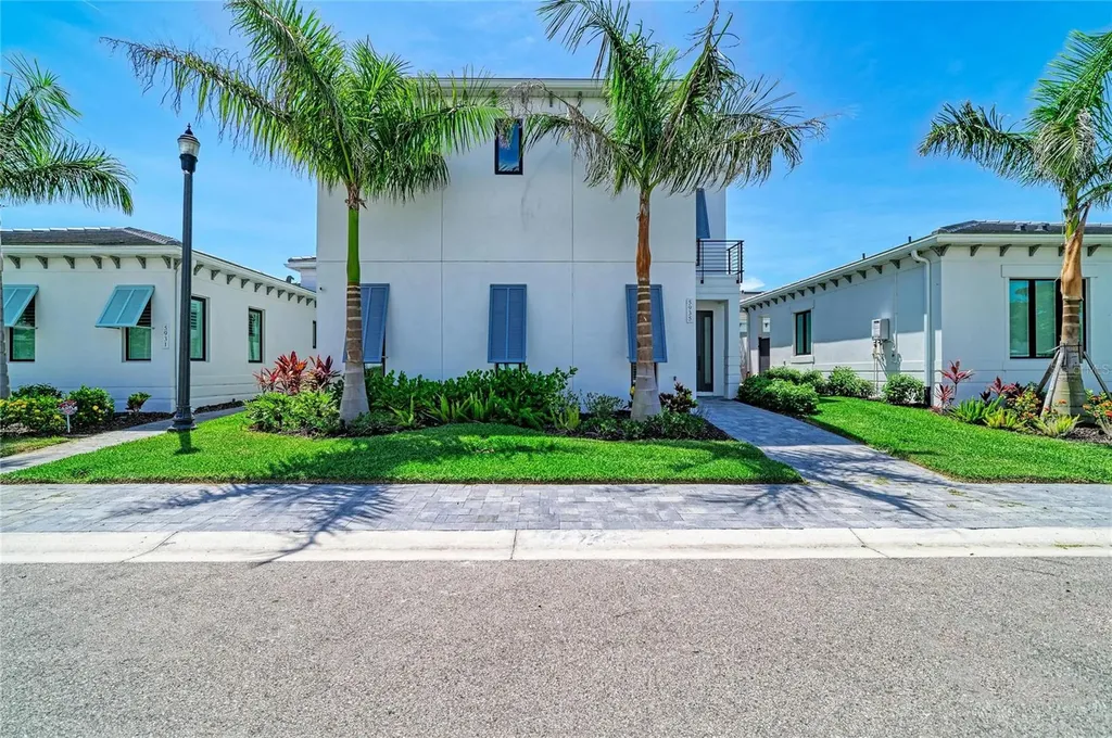 5935 Cat Claw Lane Bradenton FL 34210