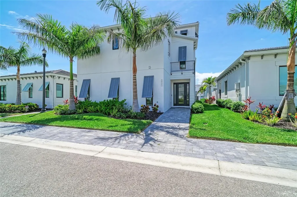 5935 Cat Claw Lane Bradenton FL 34210