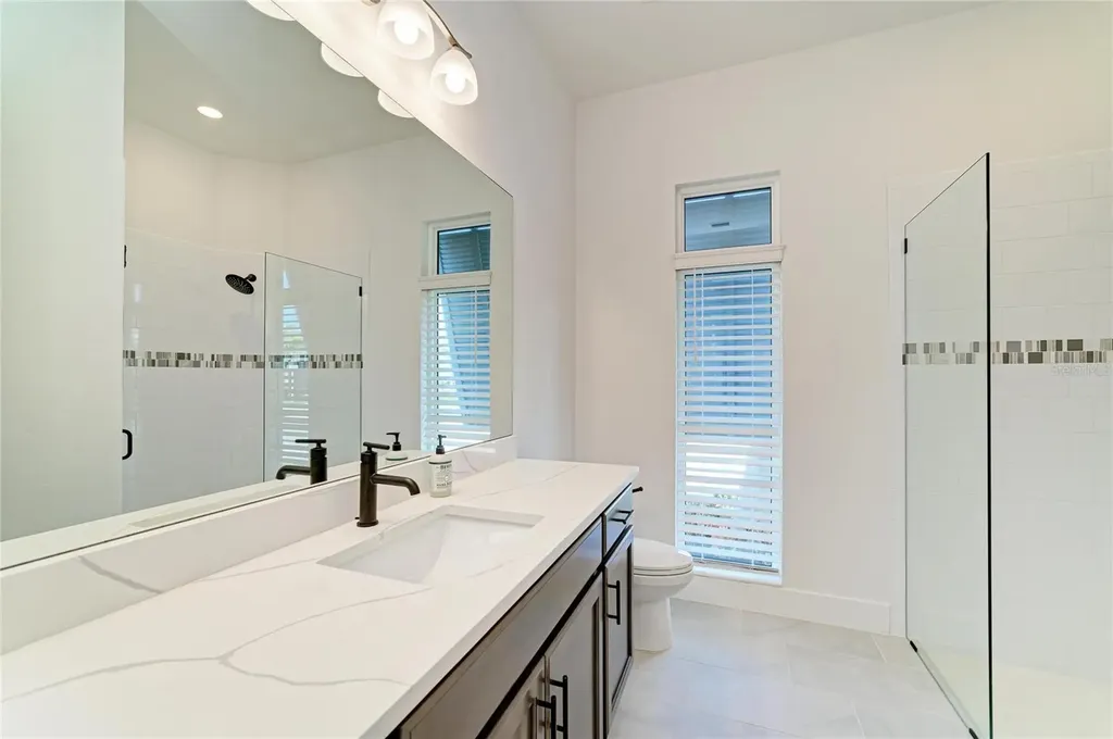 5935 Cat Claw Lane Bradenton FL 34210