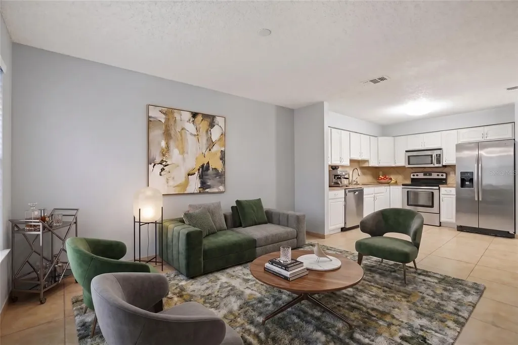 2720 S Sunrise Court Orlando FL 32806