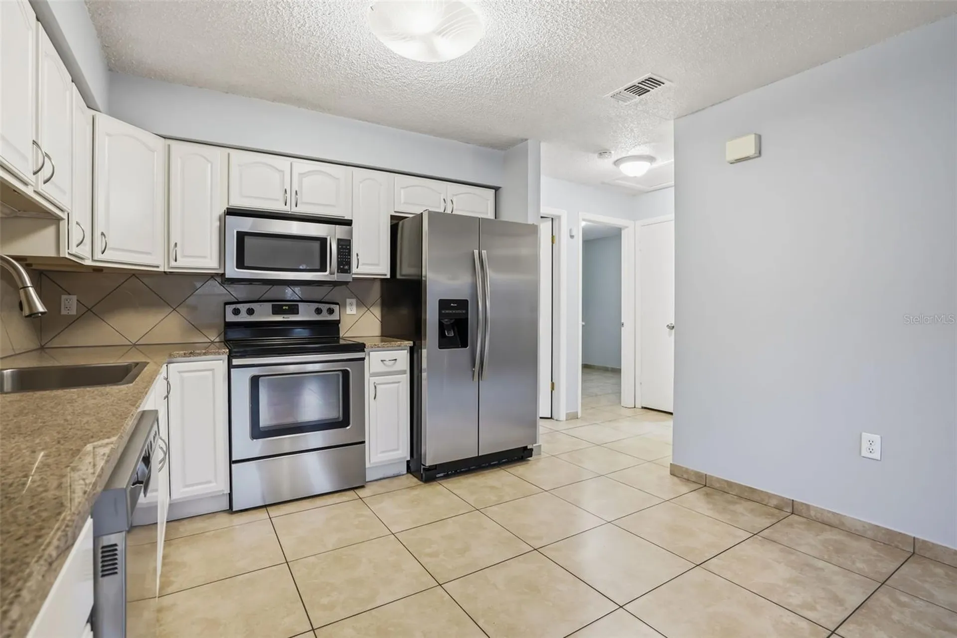 2720 S Sunrise Court Orlando FL 32806
