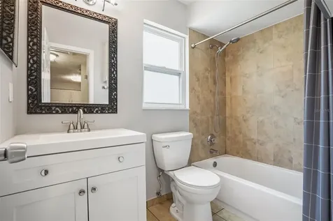 2720 S Sunrise Court Orlando FL 32806