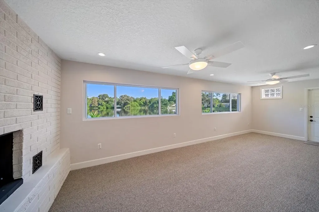 1163 60th Avenue S St Petersburg FL 33705
