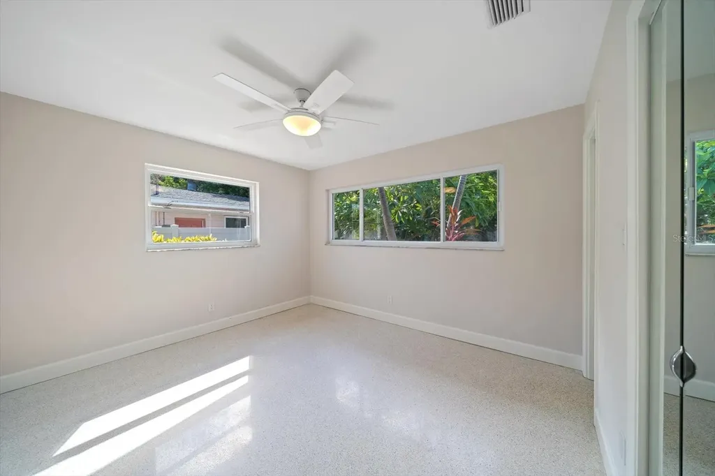 1163 60th Avenue S St Petersburg FL 33705