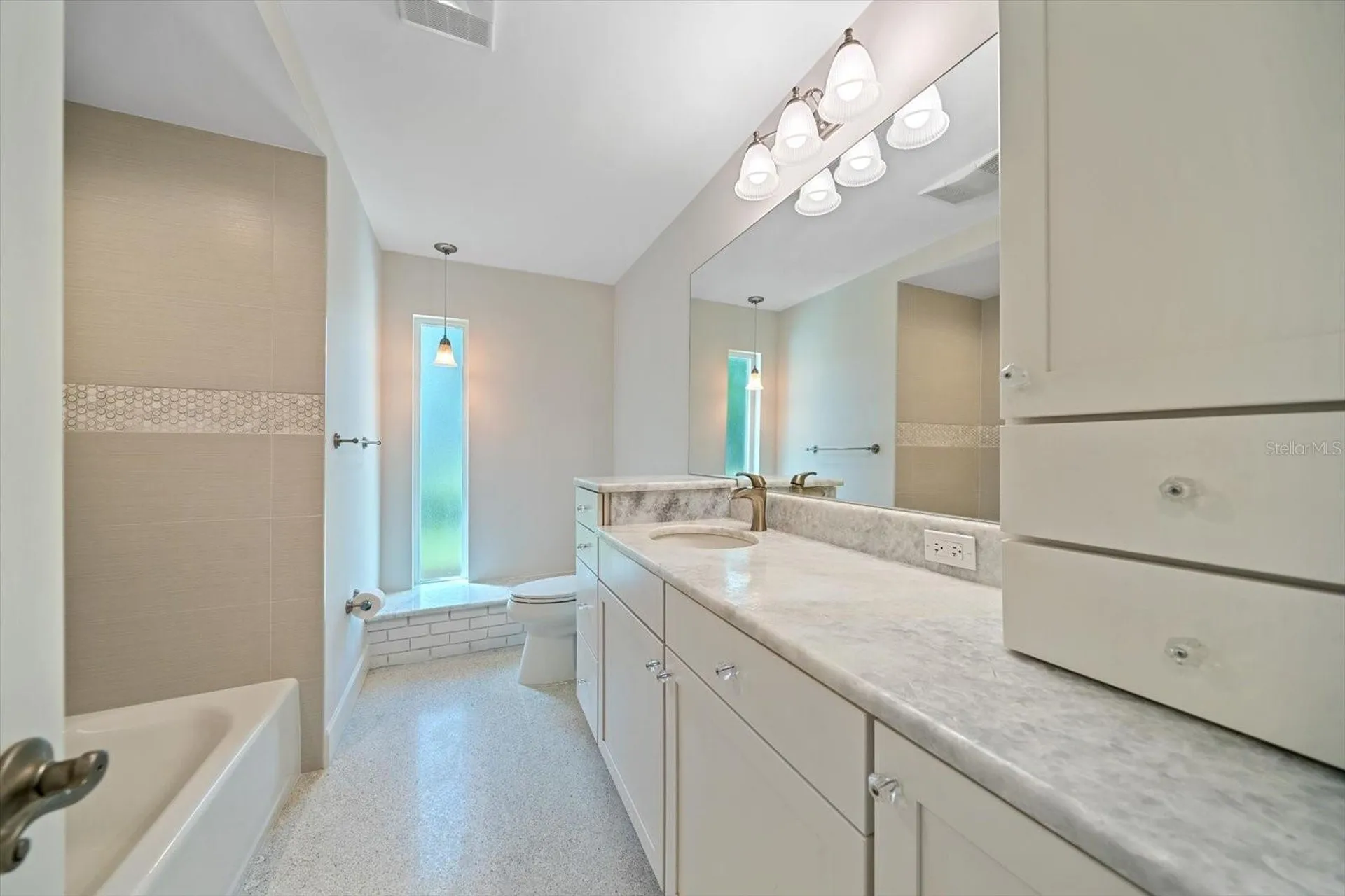 1163 60th Avenue S St Petersburg FL 33705