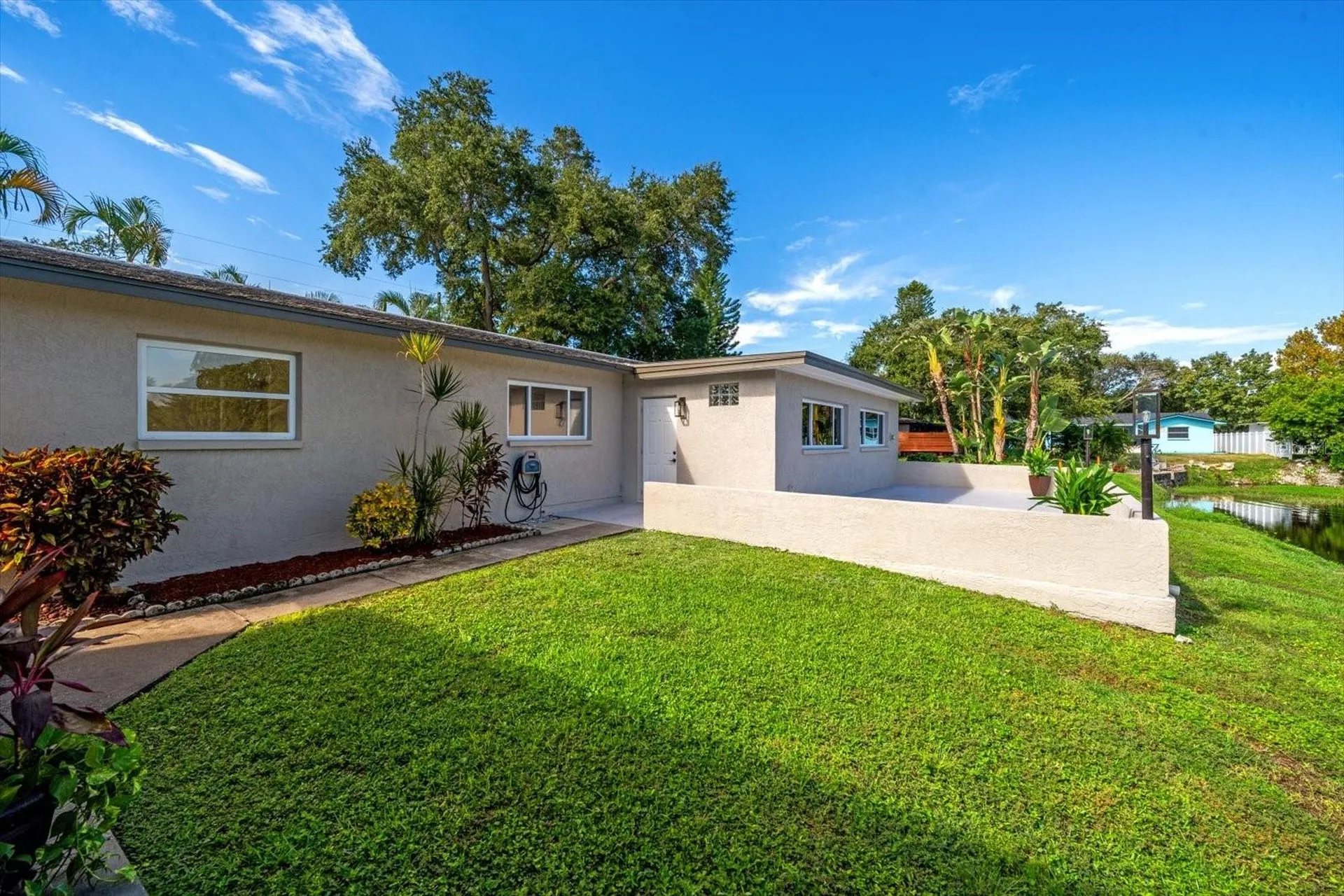 1163 60th Avenue S St Petersburg FL 33705