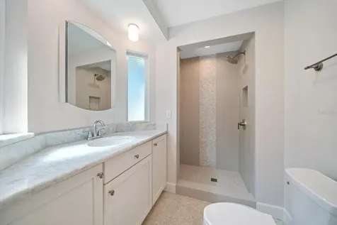 1163 60th Avenue S St Petersburg FL 33705