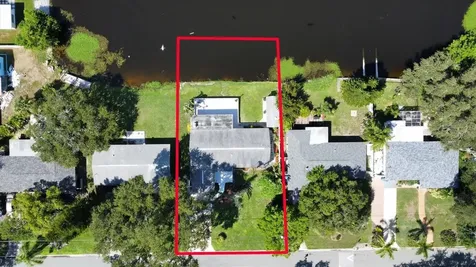 1163 60th Avenue S St Petersburg FL 33705