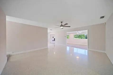 1163 60th Avenue S St Petersburg FL 33705