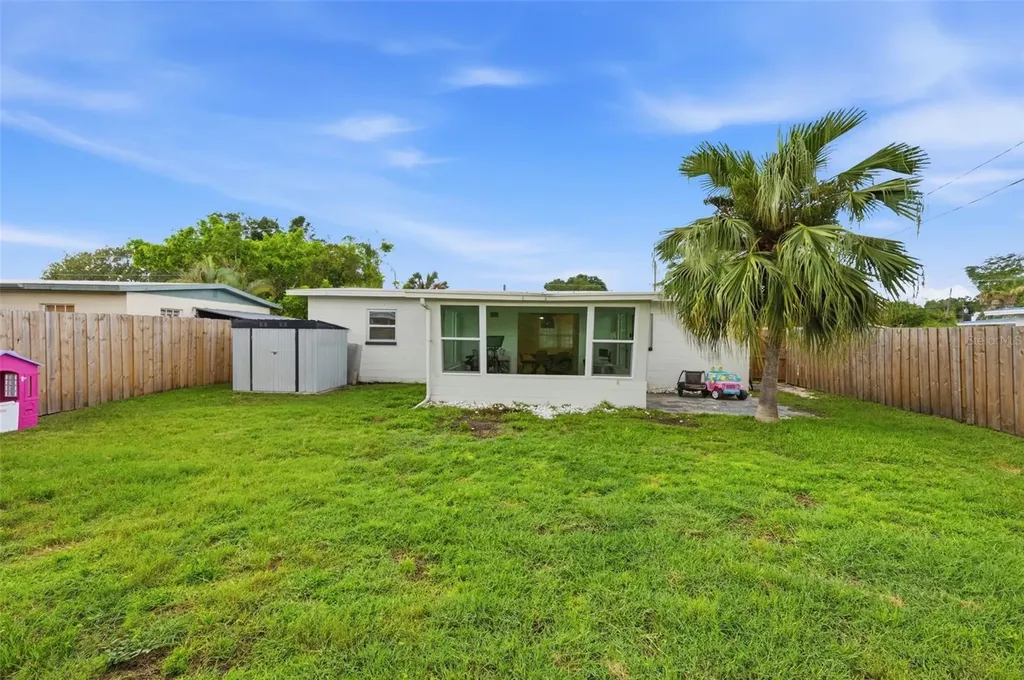 9851 52nd Street N Pinellas Park FL 33782