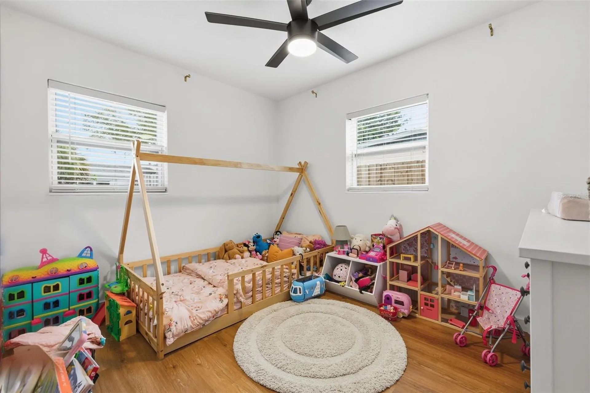 9851 52nd Street N Pinellas Park FL 33782