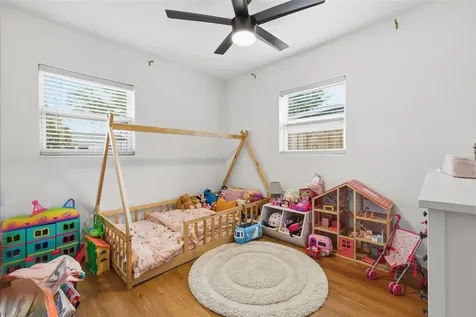 9851 52nd Street N Pinellas Park FL 33782