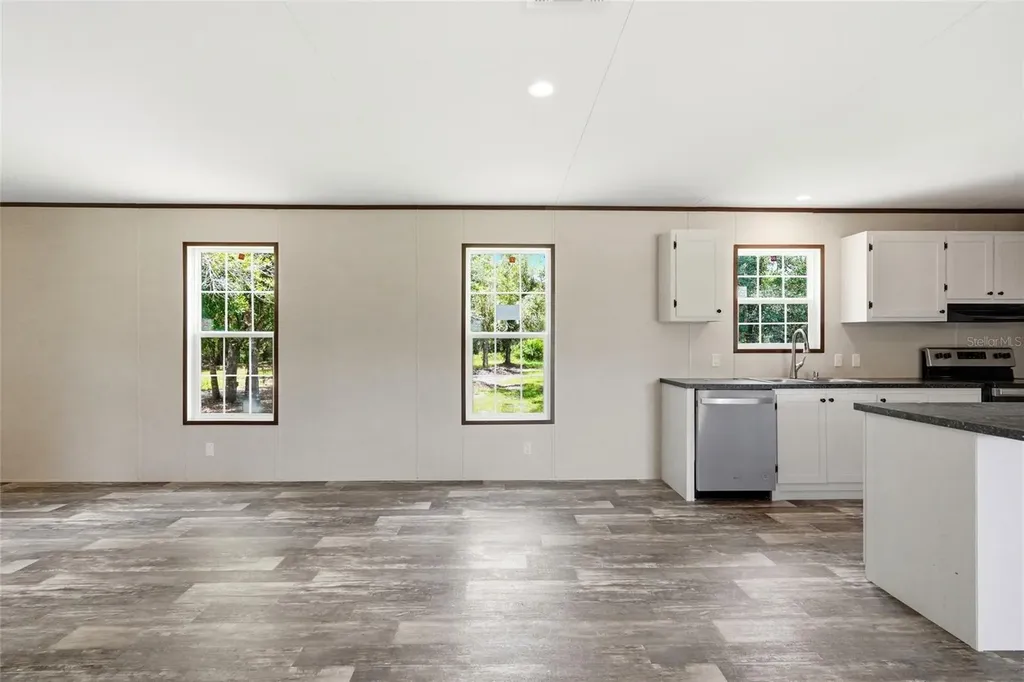 17381 NW 262nd Street Okeechobee FL 34972