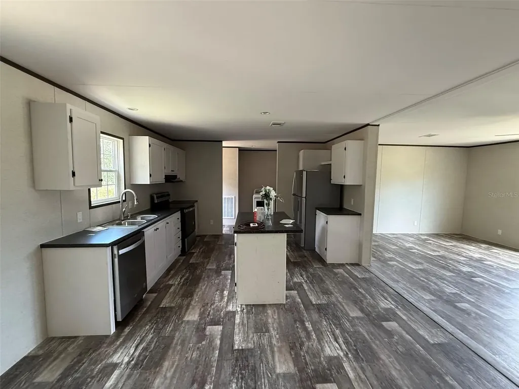 17381 NW 262nd Street Okeechobee FL 34972