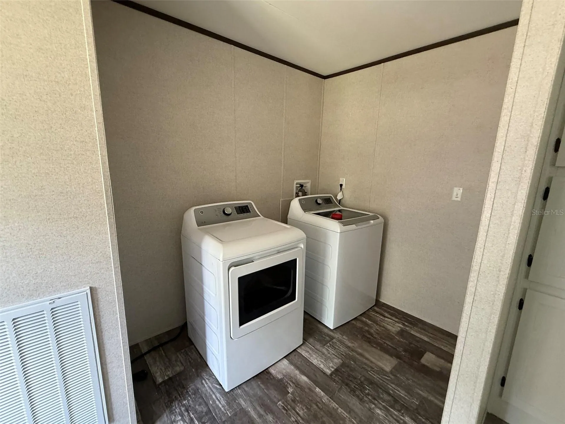 17381 NW 262nd Street Okeechobee FL 34972