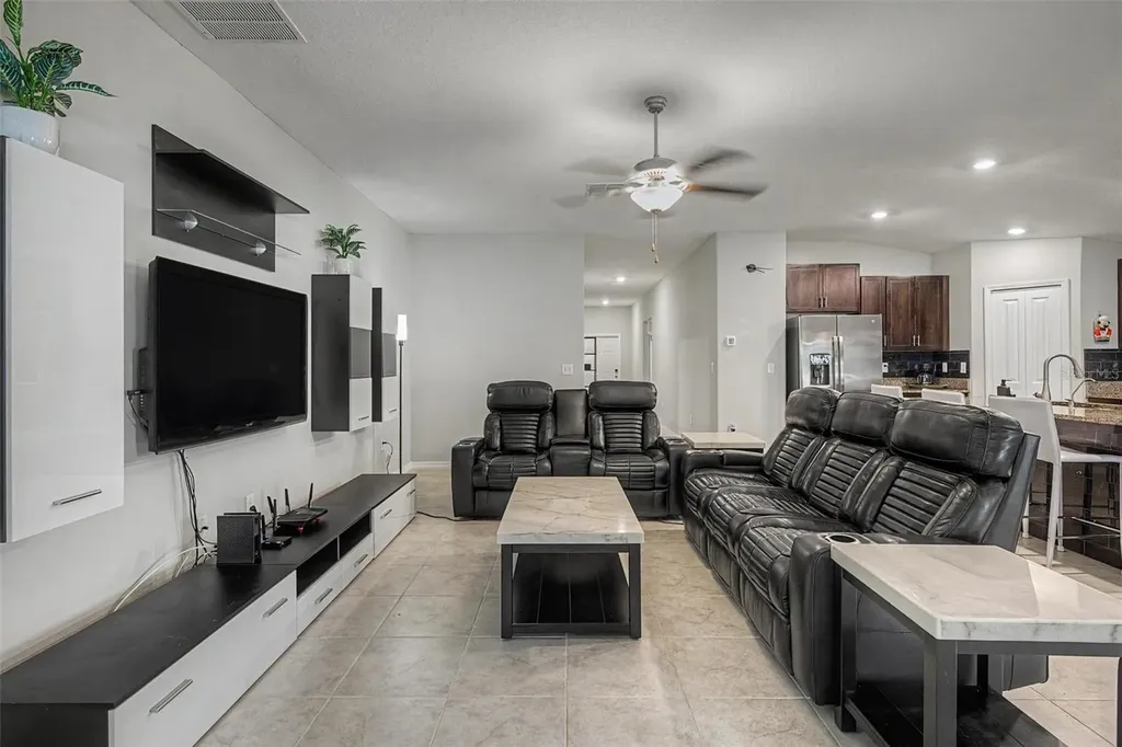 13411 Willow Bluestar Loop Riverview FL 33579