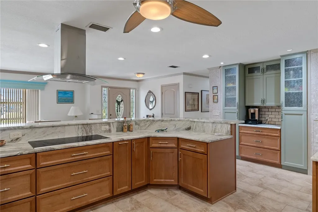 2160 N Watersedge Drive Crystal River FL 34429
