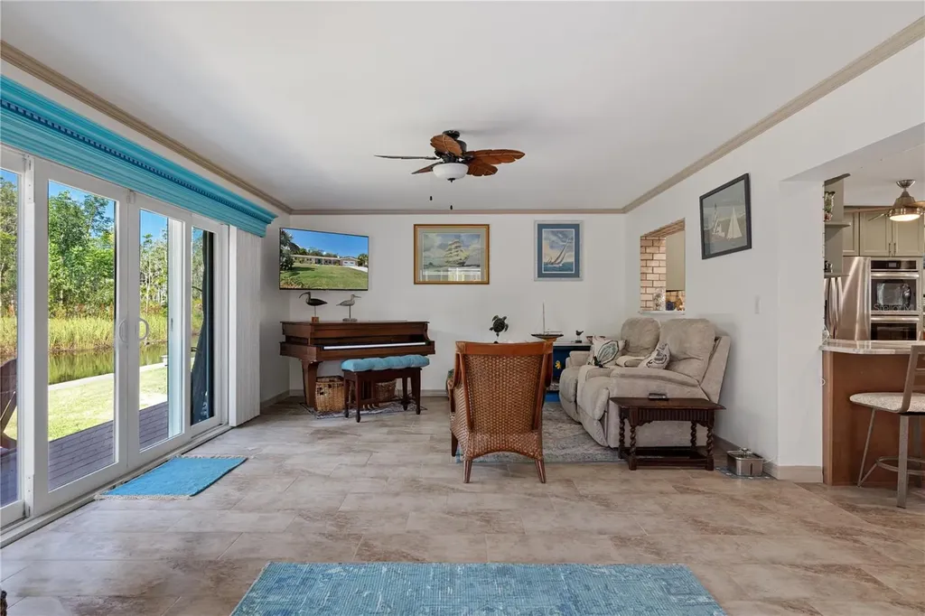 2160 N Watersedge Drive Crystal River FL 34429