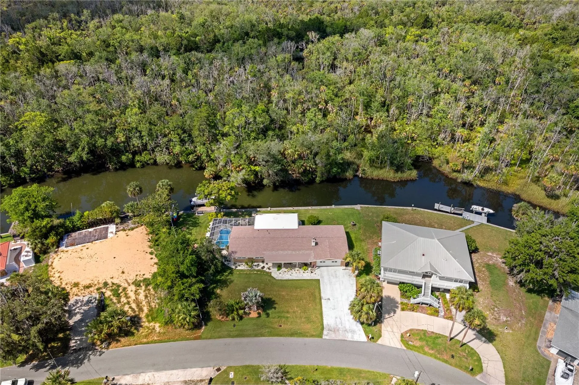 2160 N Watersedge Drive Crystal River FL 34429