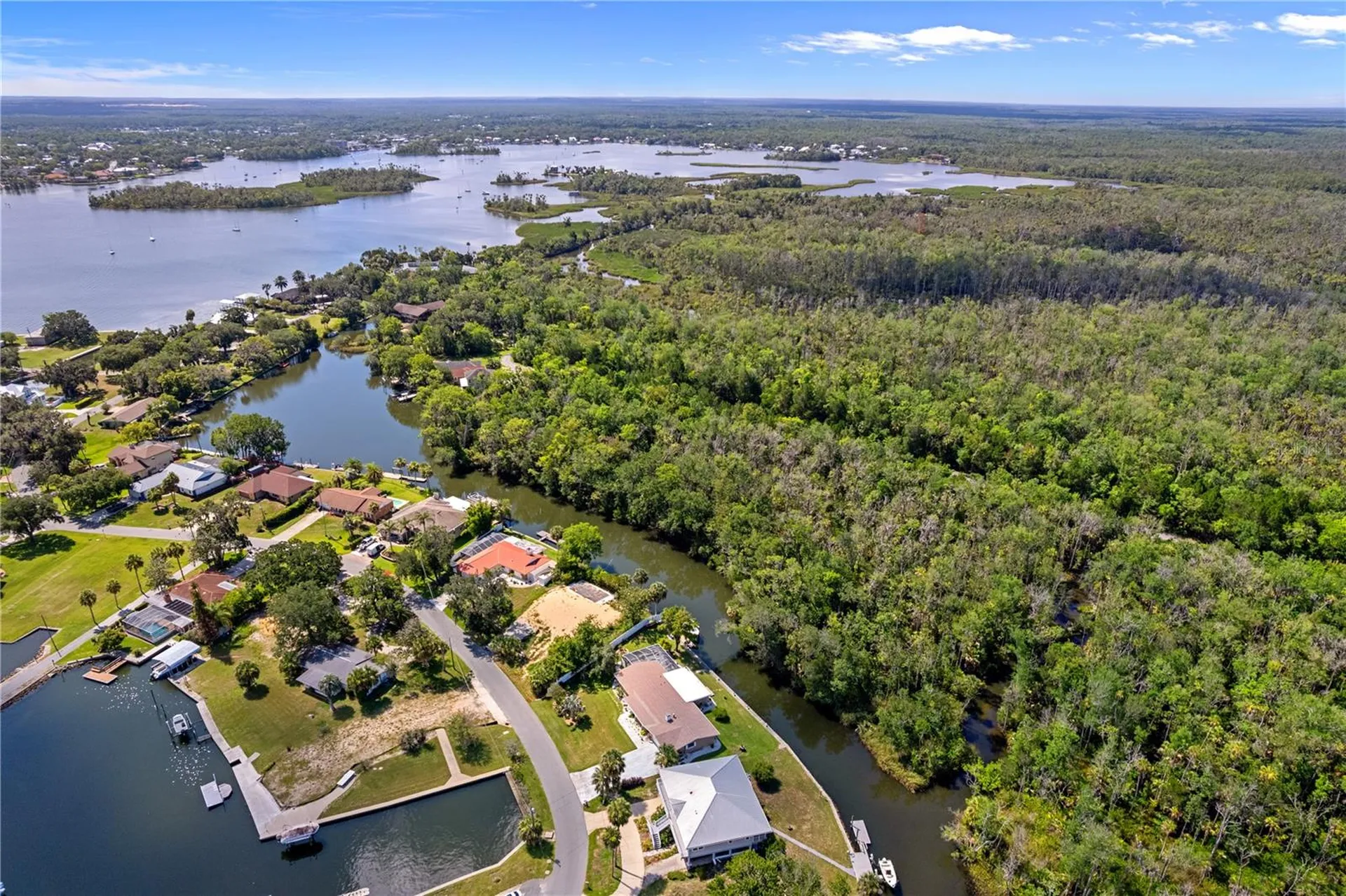 2160 N Watersedge Drive Crystal River FL 34429