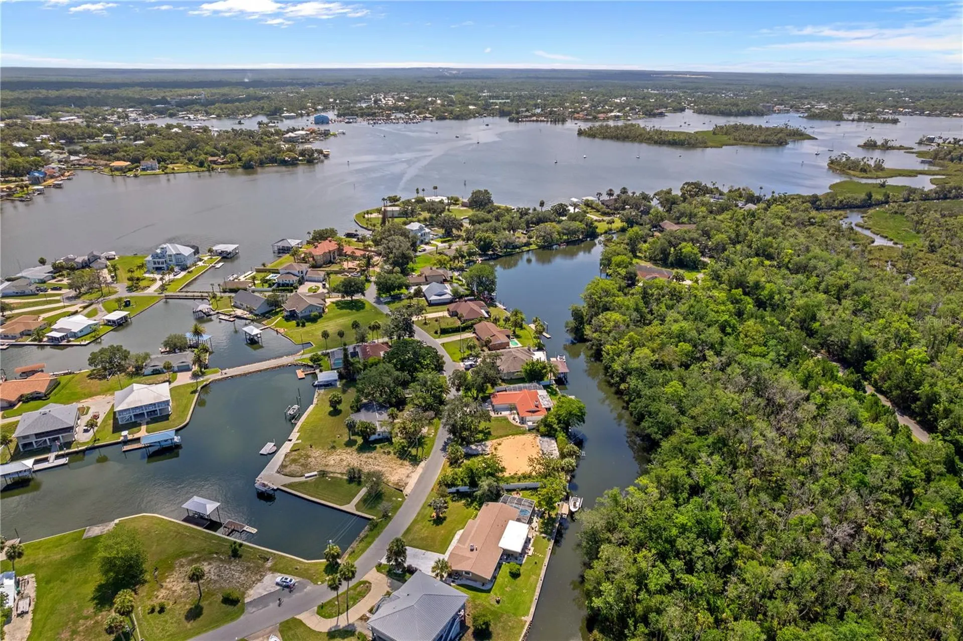 2160 N Watersedge Drive Crystal River FL 34429