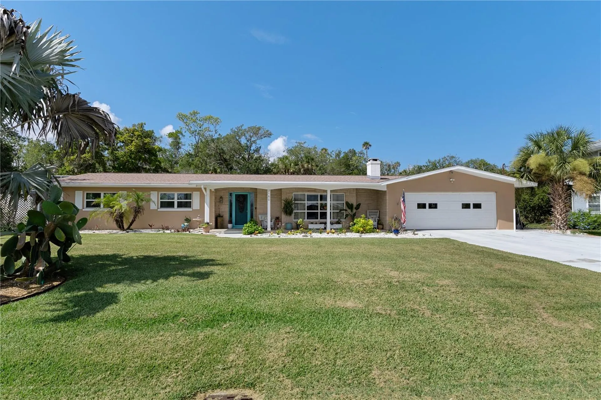 2160 N Watersedge Drive Crystal River FL 34429