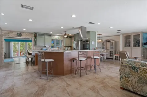 2160 N Watersedge Drive Crystal River FL 34429