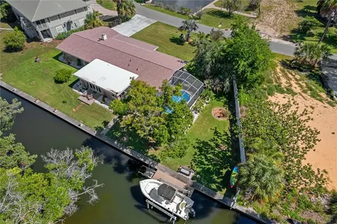 2160 N Watersedge Drive Crystal River FL 34429