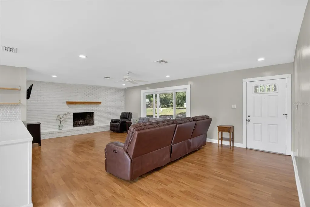 4535 Meadowview Drive Lakeland FL 33810