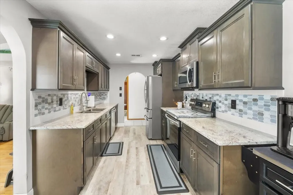 1279 Deltona Boulevard Spring Hill FL 34606