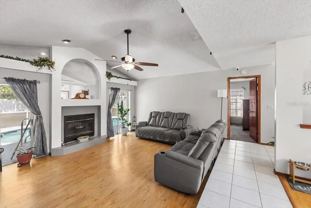 1279 Deltona Boulevard Spring Hill FL 34606