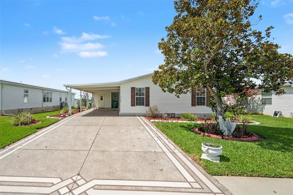 37536 Gill Avenue Zephyrhills FL 33541