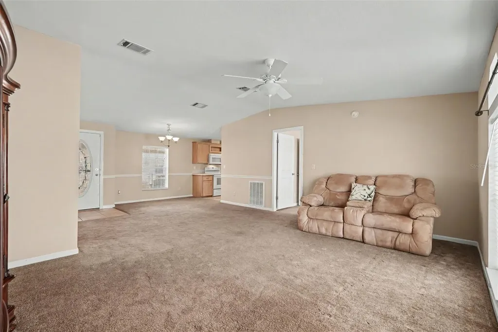 37536 Gill Avenue Zephyrhills FL 33541