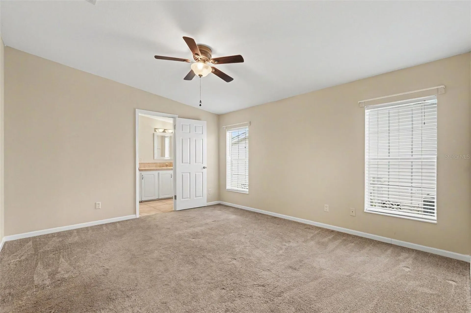 37536 Gill Avenue Zephyrhills FL 33541