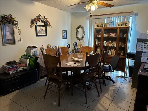 5405 1st Street NE St Petersburg FL 33703