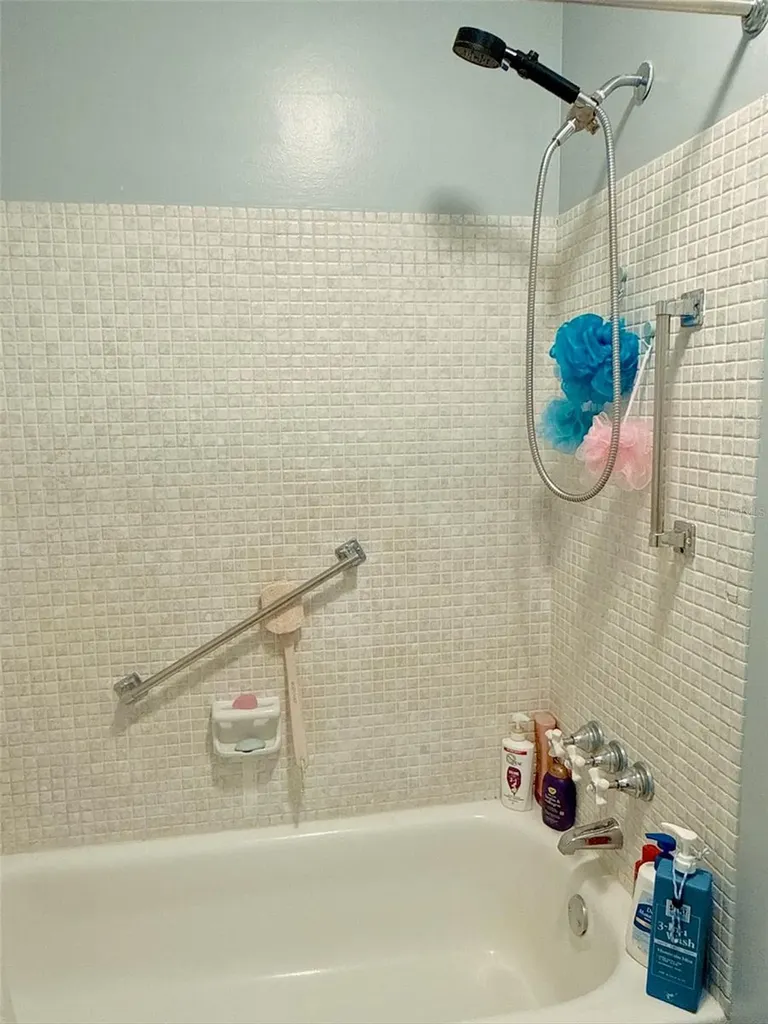 5357 81st Street N St Petersburg FL 33709