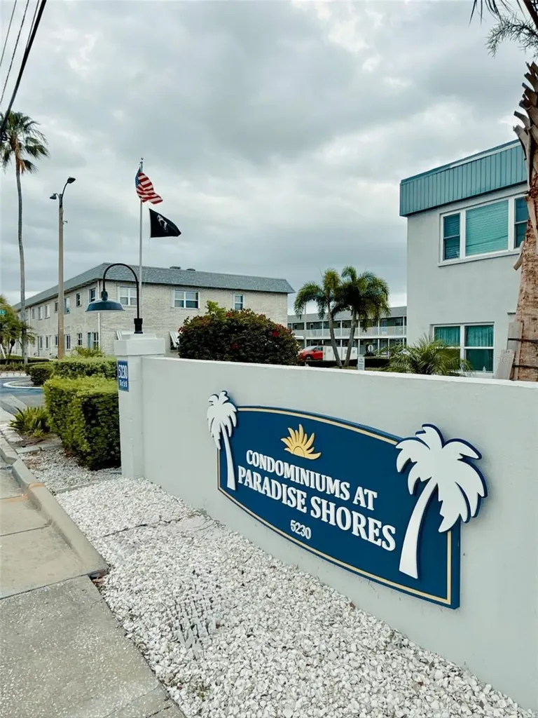 5357 81st Street N St Petersburg FL 33709