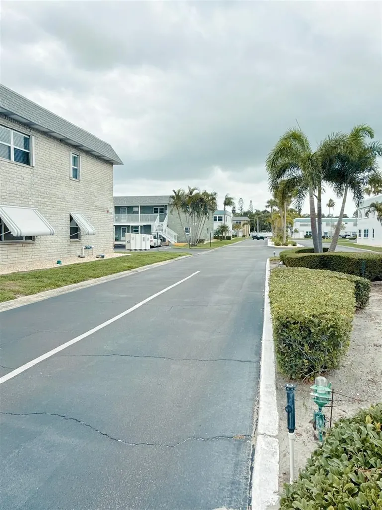 5357 81st Street N St Petersburg FL 33709