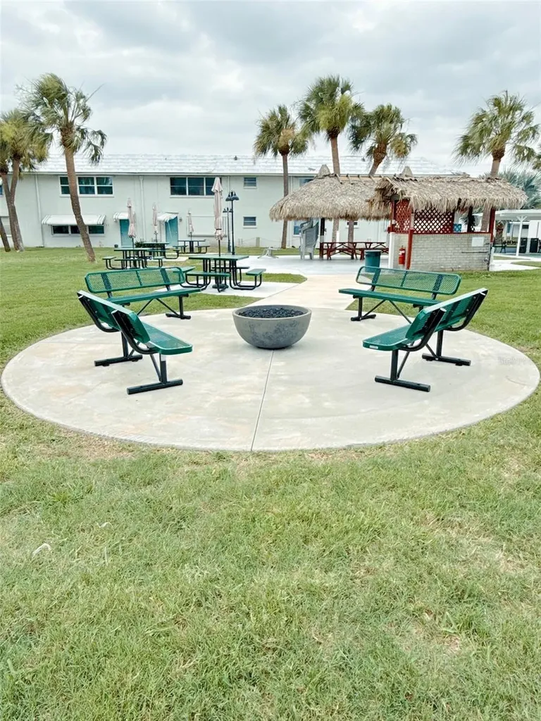 5357 81st Street N St Petersburg FL 33709