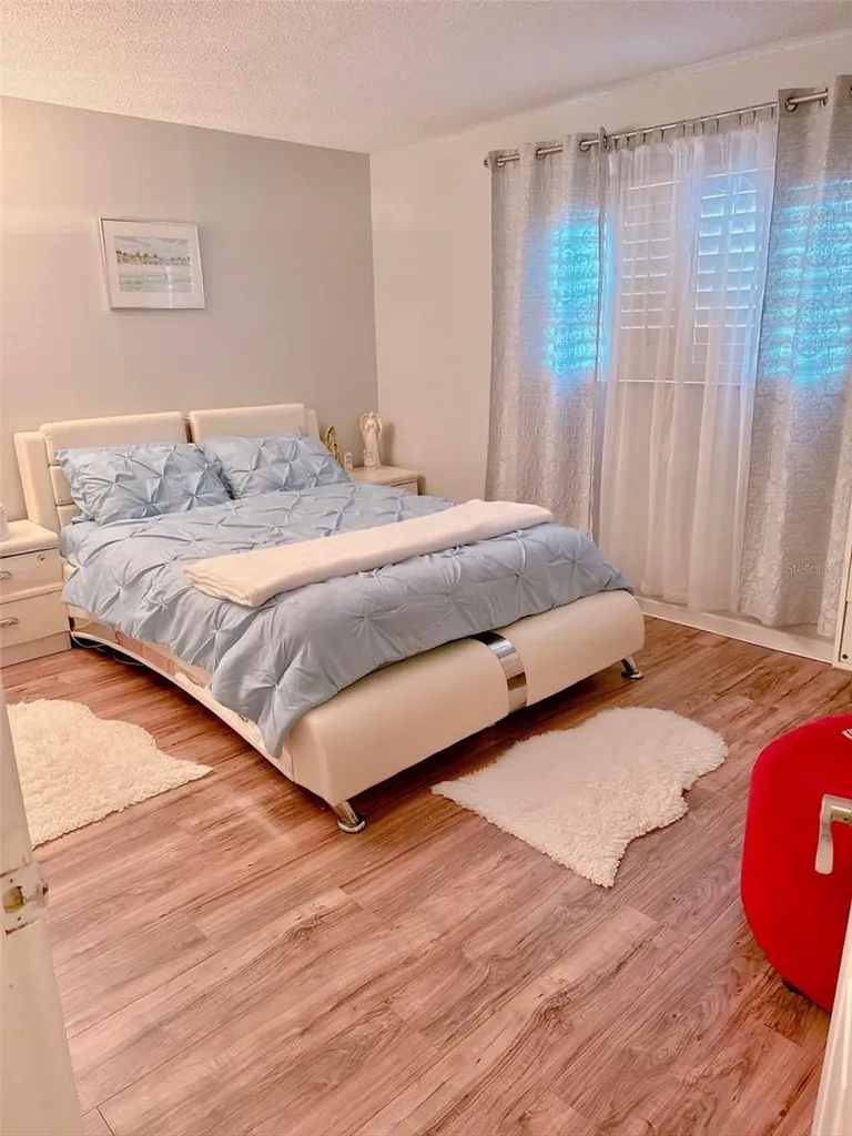 5357 81st Street N St Petersburg FL 33709