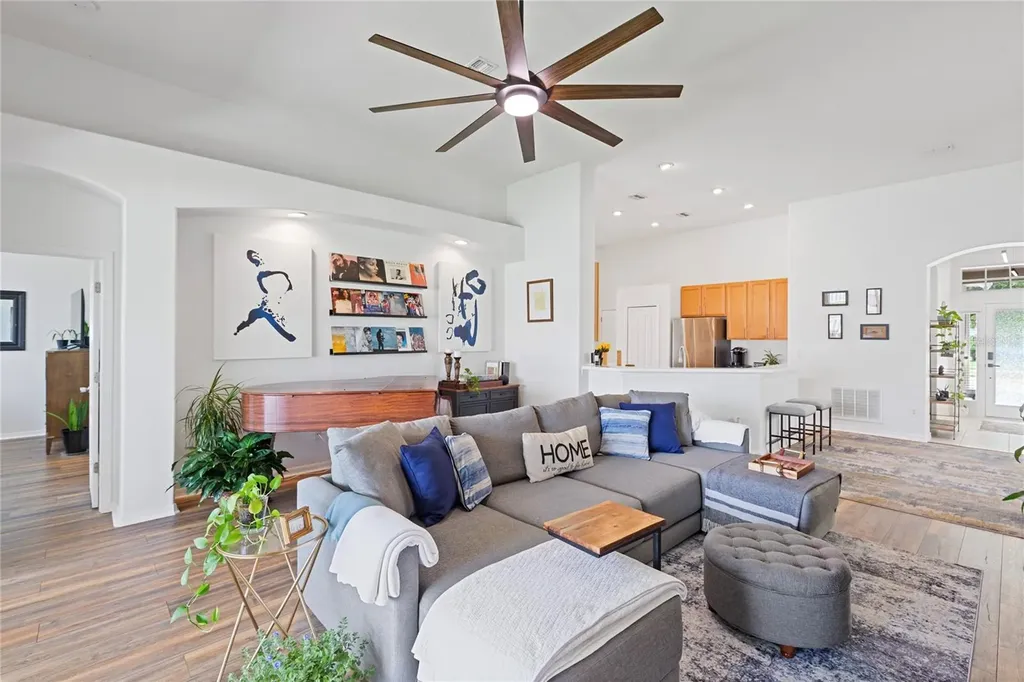 31415 Bridgegate Drive Wesley Chapel FL 33545