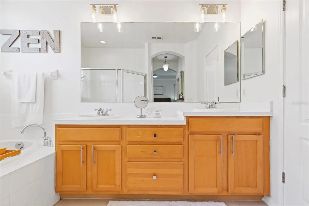 31415 Bridgegate Drive Wesley Chapel FL 33545