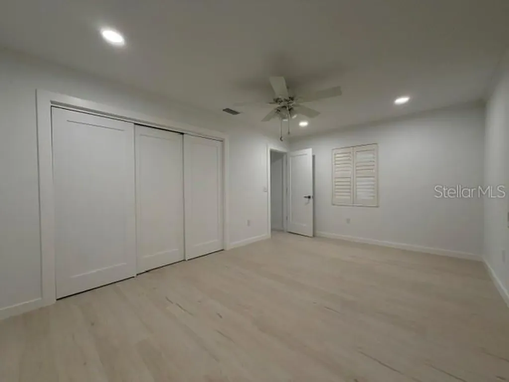 605 Lotus Lane Sarasota FL 34242