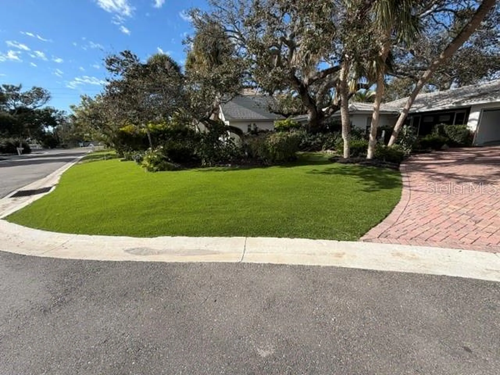 605 Lotus Lane Sarasota FL 34242