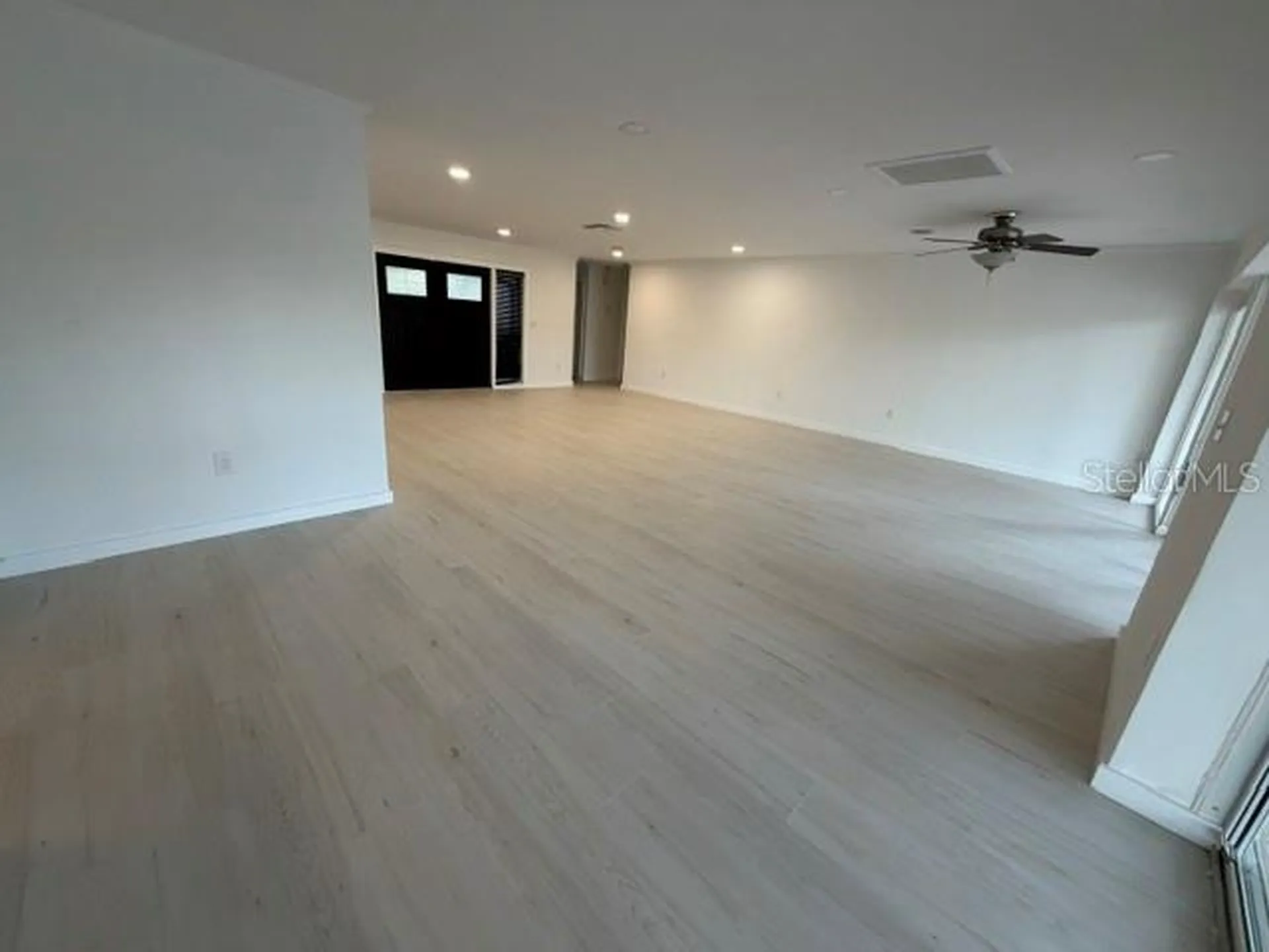 605 Lotus Lane Sarasota FL 34242